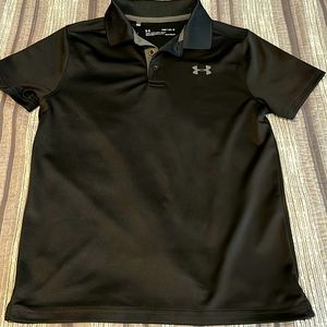 Barely used under armour Heatgear collared golf shirt